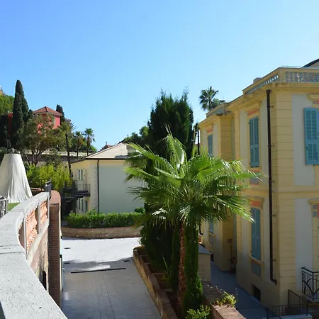 Alaxia Luxury Apartament