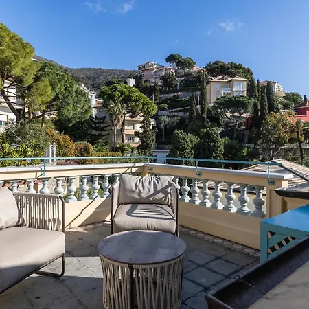 Alaxia Luxury Apartament Alassio