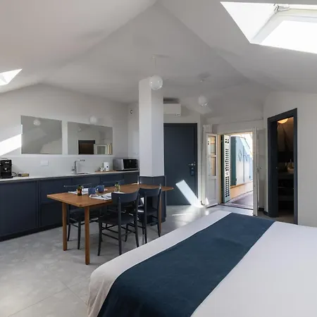 Alaxia Luxury