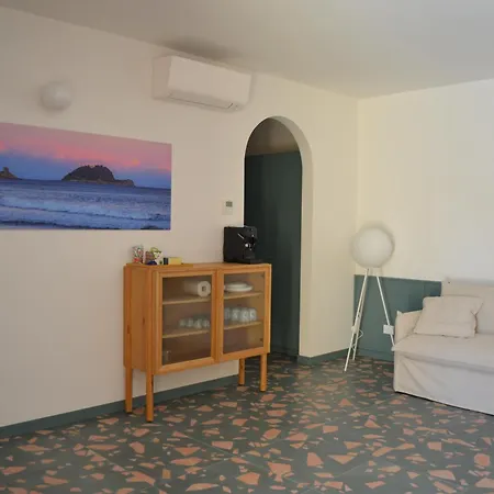 Alaxia Luxury Apartament Alassio