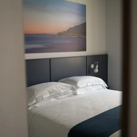 Alaxia Exclusive Apartment *