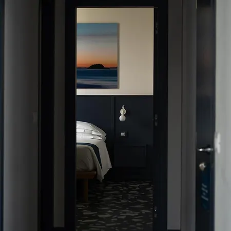 Alaxia Exclusive * Alassio