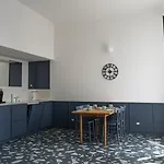 Alaxia Exclusive Apartment *