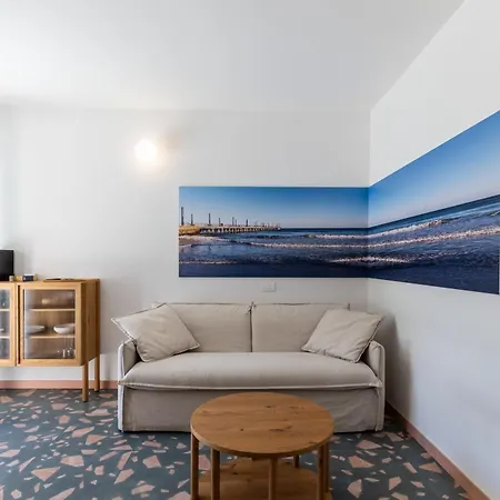 Alaxia Exclusive * Alassio