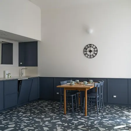 Alaxia Exclusive * Alassio