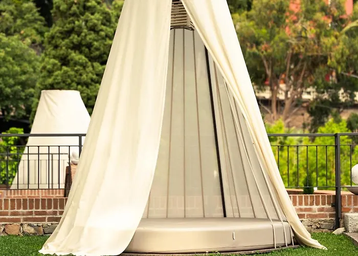 Alaxia Exclusive Alassio